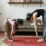 mujer haciendo mindfulness para tener atención plena
